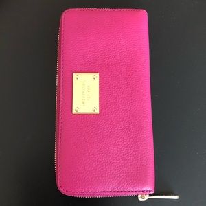 Continental Wallet